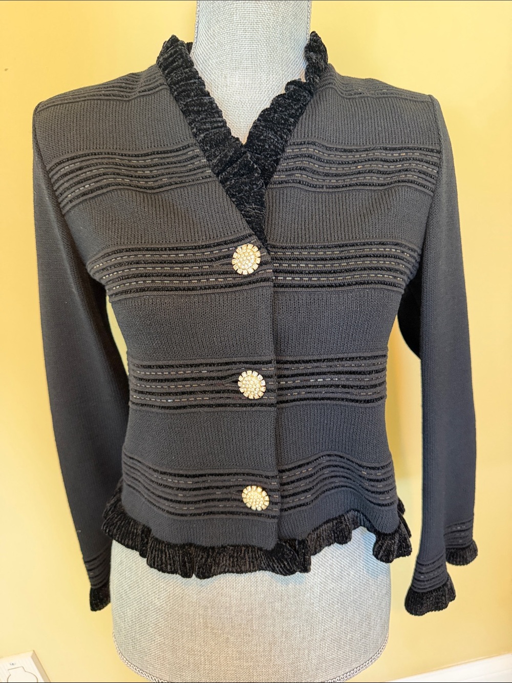 St. John Jacket - Picture 2 of 8